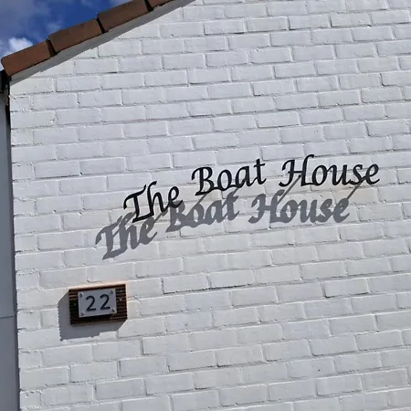 The Boat House 度假居 *